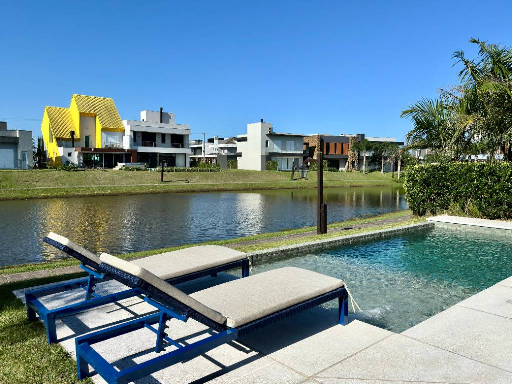 Casa em Condomínio 4 dormitórios para venda, Parque Antártica em Capão da Canoa | Ref.: 15682