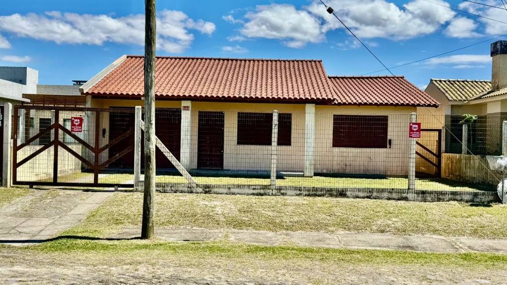Casa 2 dormitórios para venda, Zona Norte em Capão da Canoa | Ref.: 17853