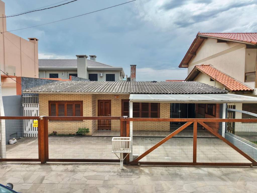 Casa 4 dormitórios para venda, Zona Nova em Capão da Canoa | Ref.: 18277