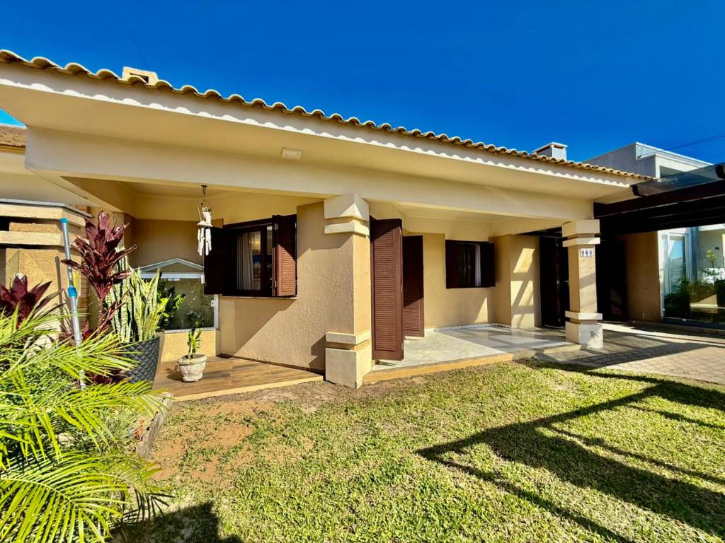 Casa 3 dormitórios para venda, Atlântida Sul em Osório | Ref.: 18444