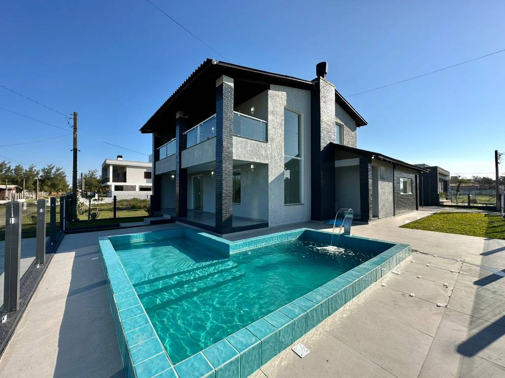 Sobrado 3 dormitórios para venda, Zona Norte em Capão da Canoa | Ref.: 5983