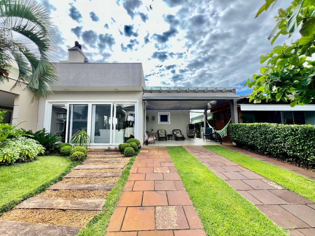 Casa em Condomínio 4 dormitórios para venda, Atlântida Sul em Osório | Ref.: 8884